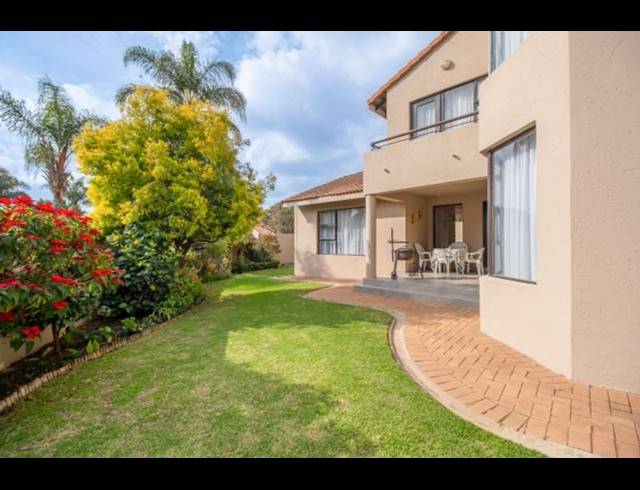 3 BEDROOM PROPERTY TO RENT IN SUNNINGHILL
